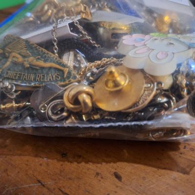 Sale Photo Thumbnail #1578: some are broken, tangled or mismatched