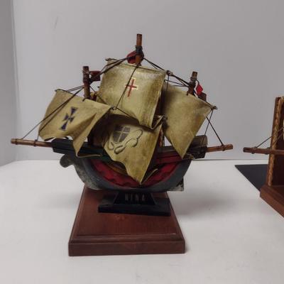 Pair of Ship Design Bookends- Nina and Santa Maria