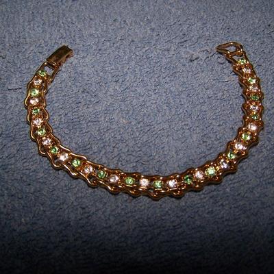 LOT 23 GORGEOUS VINTAGE RHINESTONE BRACELETS