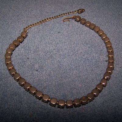 LOT 24 LOVELY VINTAGE RHINESTONE NECKLACES