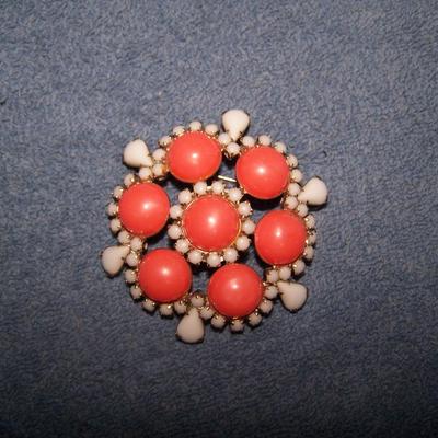 LOT 26 WILD & CRAZY RHINESTONE PINS