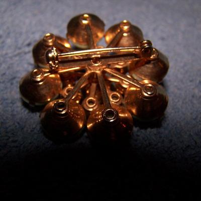 LOT 27 LOVELY VINTAGE RHINESTONE PINS