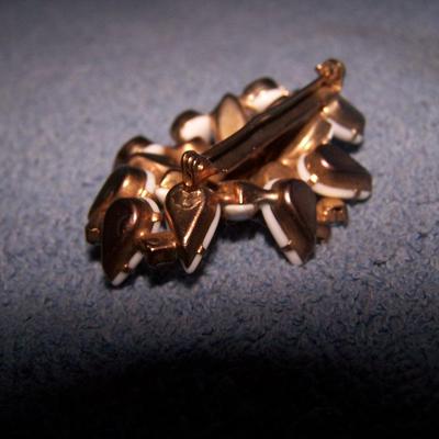 LOT 27 LOVELY VINTAGE RHINESTONE PINS