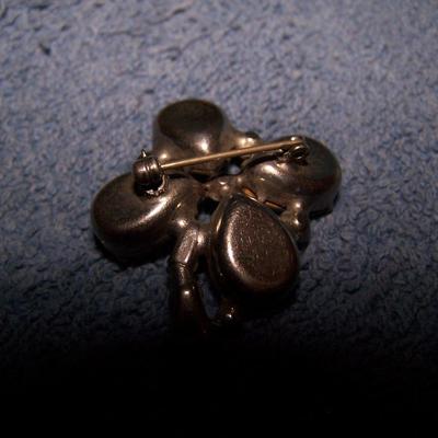 LOT 29 LOVELY VINTAGE RHINESTONE PINS