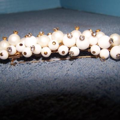 LOT 29 LOVELY VINTAGE RHINESTONE PINS