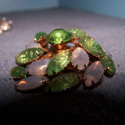 LOT 30 WONDERFUL VINTAGE RHINESTONE PINS