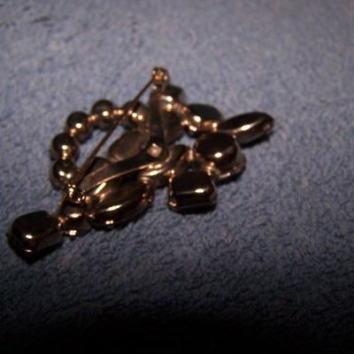 LOT 30 WONDERFUL VINTAGE RHINESTONE PINS