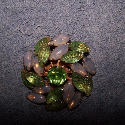 LOT 30 WONDERFUL VINTAGE RHINESTONE PINS