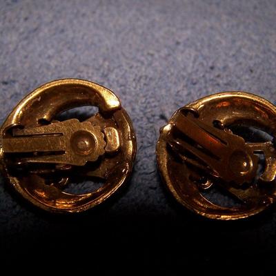 LOT 33 GREAT VINTAGE CLIP RHINESTONE EARRINGS