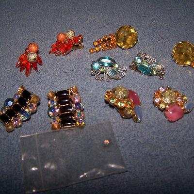 LOT 34 GREAT VINTAGE EARRINGS
