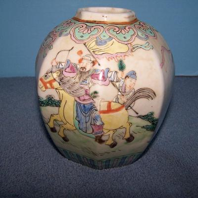 LOT 35 LOVELY VINTAGE ASIAN ITEMS