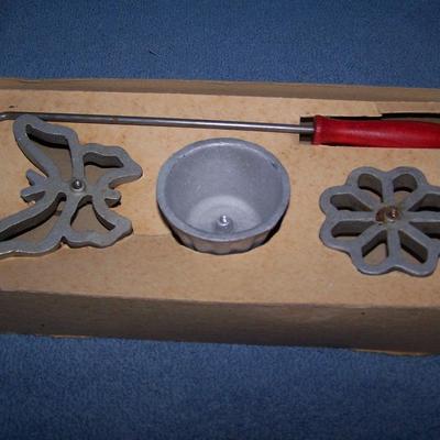 LOT 36 WONDERFUL VINTAGE KITCHEN PIECES SILEX