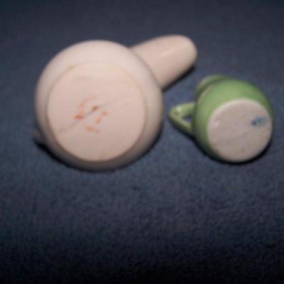 LOT 39 CUTE VINTAGE MINI PITCHERS