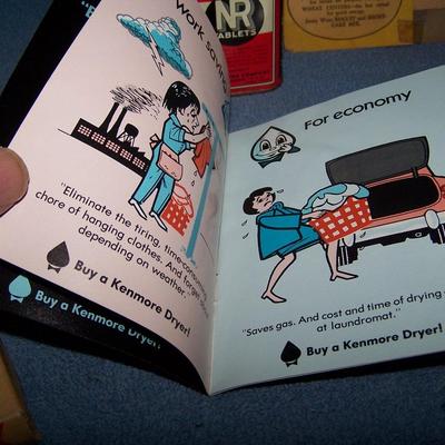 LOT 40 GREAT VINTAGE HOUSEHOLD STUFF & PACKAGING