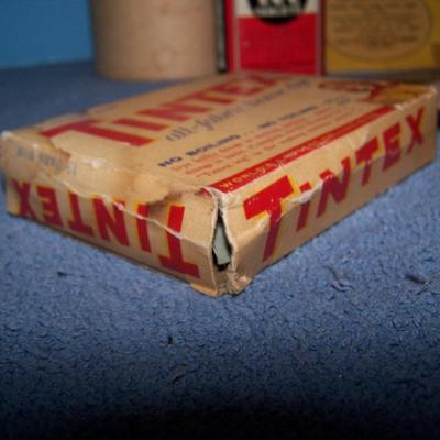 LOT 40 GREAT VINTAGE HOUSEHOLD STUFF & PACKAGING