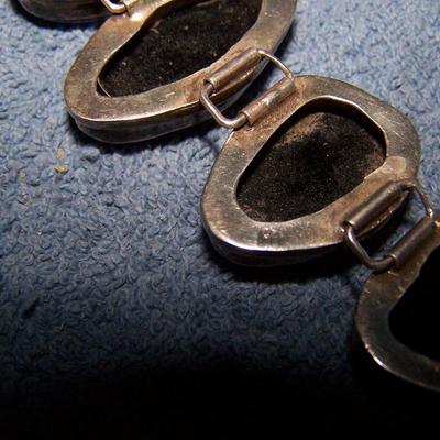 LOT 43 GORGEOUS LARGE STERLING & DICROHIC BRACELET