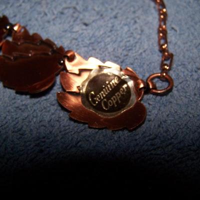 LOT 51 LOVELY VINTAGE COPPER LEAVES SET