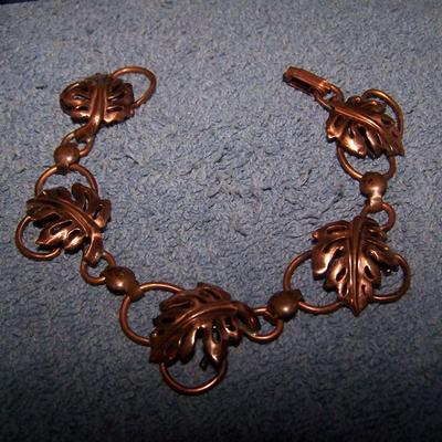 LOT 52 GREAT VINTAGE COPPER JEWELRY