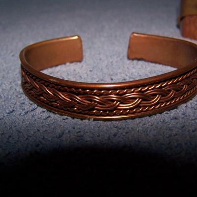 LOT 54 3 FAB VINTAGE COPPER BRACELETS 3 CUFFS & 1 CLAMPER