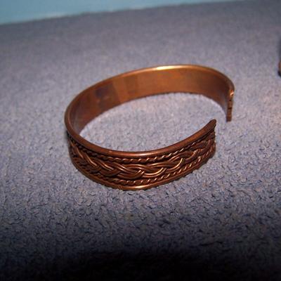 LOT 54 3 FAB VINTAGE COPPER BRACELETS 3 CUFFS & 1 CLAMPER