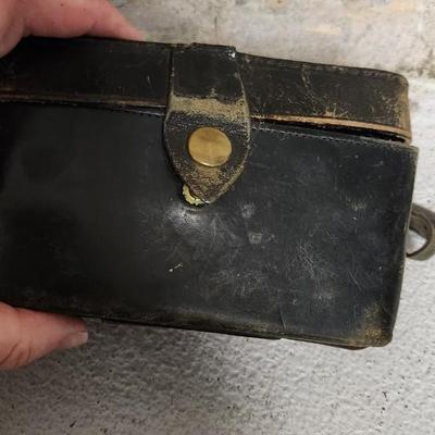 Sale Photo Thumbnail #149: Late 1930s Argus A 35mm with leather case. Fits a medium sized flat rate box.