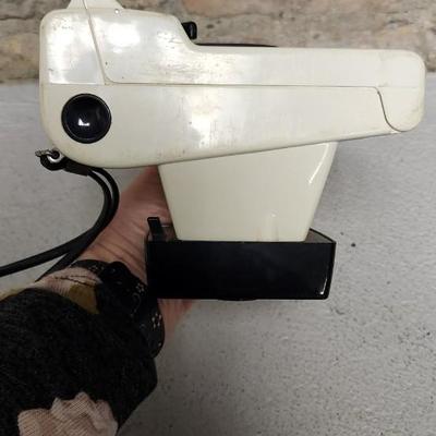 Sale Photo Thumbnail #189: Polaroid Swinger model 20 in hard plastic case. Fits a medium flat rate box