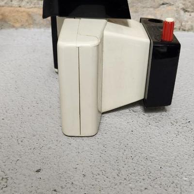 Sale Photo Thumbnail #186: Polaroid Swinger model 20 in hard plastic case. Fits a medium flat rate box