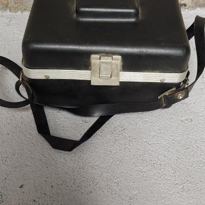 Sale Photo Thumbnail #192: Polaroid Swinger model 20 in hard plastic case. Fits a medium flat rate box