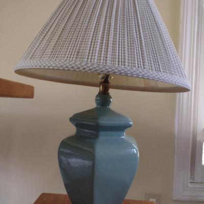 Ceramic Table Top Accent Lamp with Shade- Approx 20 1/4" Tall