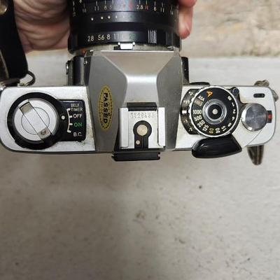 Sale Photo Thumbnail #230: Minolta XG 1 fits medium flat rate box