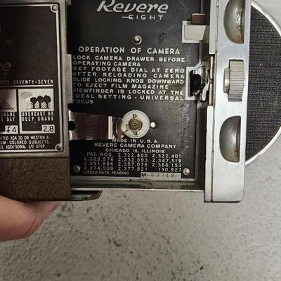 Sale Photo Thumbnail #282: Neat! Revere Right Model 77 video camera. Fits medium flat rate box