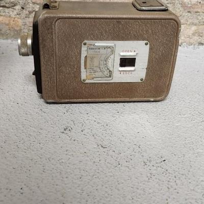 Sale Photo Thumbnail #299: Kodak Brownie Movie Camera II. I can't get the back to open :/. Fits a medium flat rate box