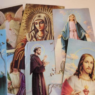 Sale Photo Thumbnail #363: This auction lot is for a collection of various Holy Cards.  These cards run the gamut - from saints to icons of the Christian beliefs. Many contain prayers and some have funeral memorials on the verso. About 20 cards.