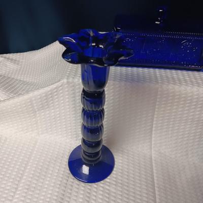 COBALT BLUE PIONEER WOMAN BUTTER DISH, GLASS VASE AND APPLE