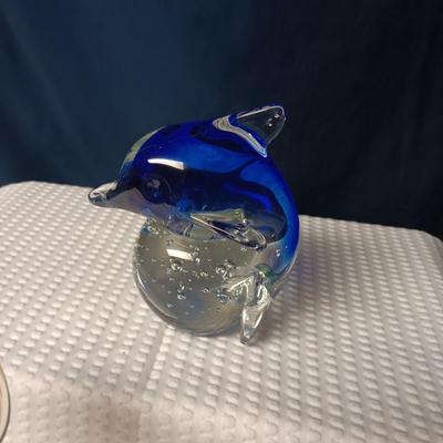 ART GLASS VASES AND GLASS DOLPHIN PAPERWEIGHT