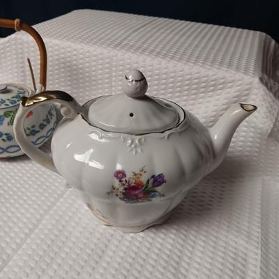 WESTLAND MUSICAL TEAPOT & SIGMA TASTESETTER TEAPOT BOTH MADE IN JAPAN