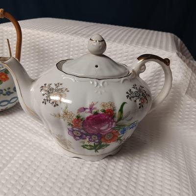 WESTLAND MUSICAL TEAPOT & SIGMA TASTESETTER TEAPOT BOTH MADE IN JAPAN