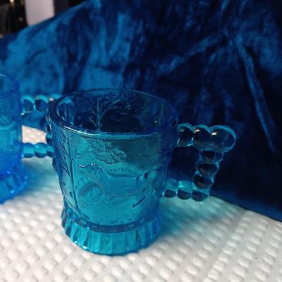 BEVERAGETTE GLASS CONTAINER, 2 BRYCE BROTHERS MUGS & DIAMOND PATTERN CREAM/SUGAR SET