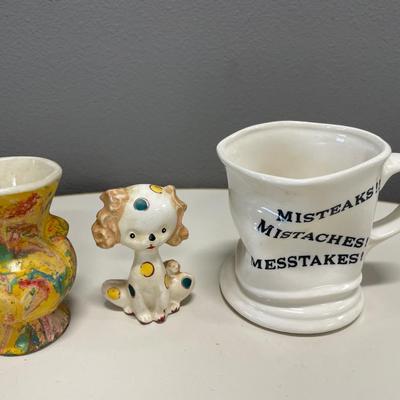 Japan dog and Misteaks mug with art vase
