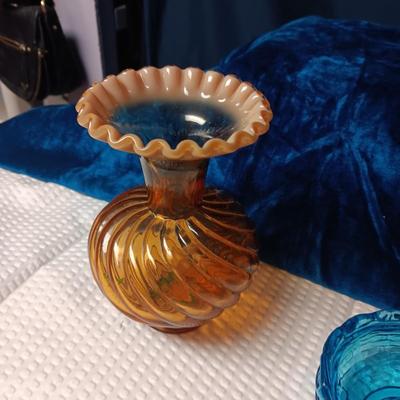 HEN ON NEST AND FENTON CAMEO SWIRL VASE