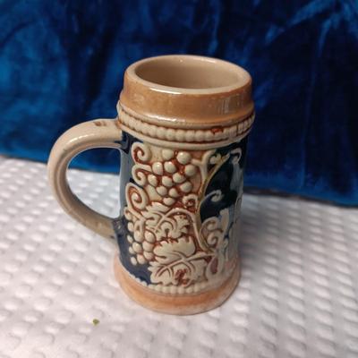 1917 JOHN BULL EYE WASH CUP, MINIATURE OCCUPIED JAPAN FIGURINES AND MORE