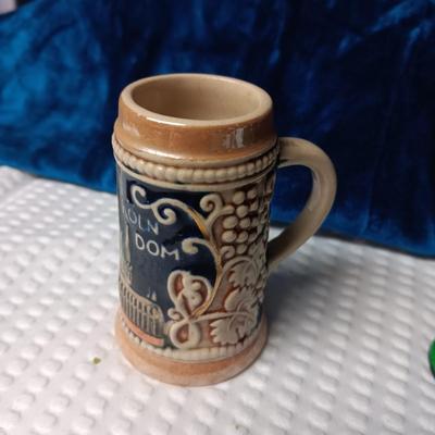 1917 JOHN BULL EYE WASH CUP, MINIATURE OCCUPIED JAPAN FIGURINES AND MORE