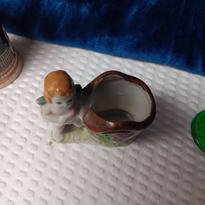 1917 JOHN BULL EYE WASH CUP, MINIATURE OCCUPIED JAPAN FIGURINES AND MORE