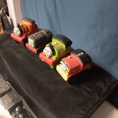 THOMAS THE TRAIN AND OTHER TOY TRAIN CARS