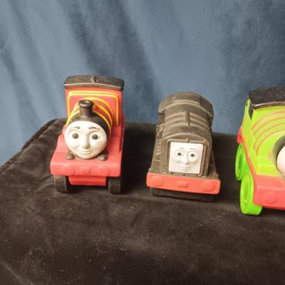 THOMAS THE TRAIN AND OTHER TOY TRAIN CARS