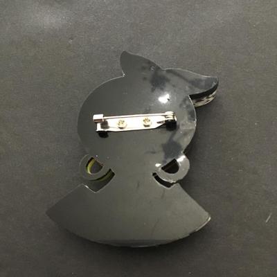 Cute retro vintage pin brooch