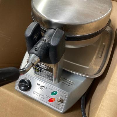 Waring Pro waffle maker