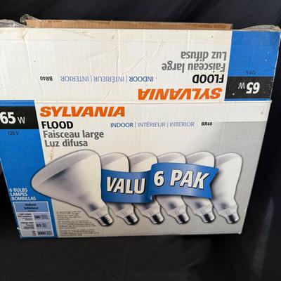 Assortment of Light Bulbs (LR-MG)