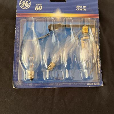 Assortment of Light Bulbs (LR-MG)