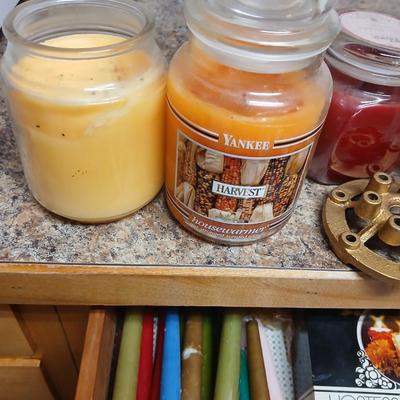 Large lot of candles & inscents - new and lightly used